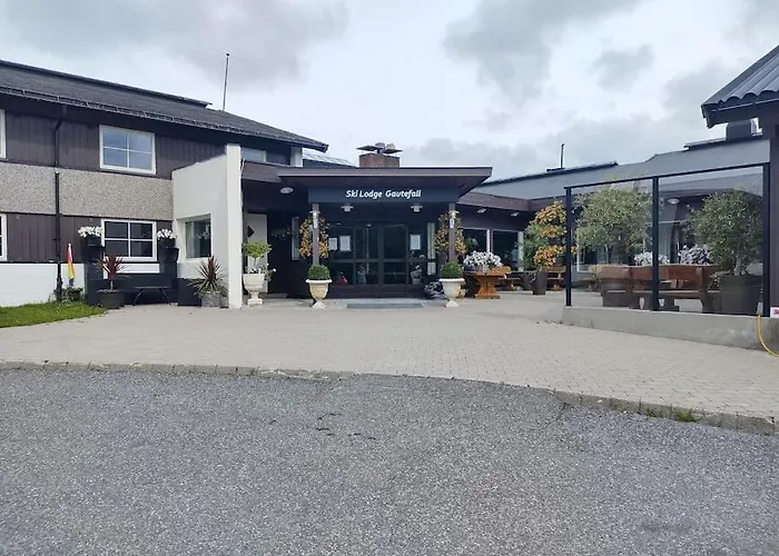 Utleieleilighet 4 Sengeplasser Ski Inn Og Ut