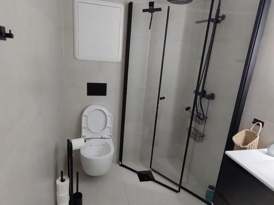 Appartement Utleieleilighet 4 Sengeplasser Og Ut *