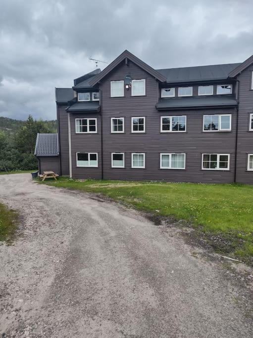 Utleieleilighet 4 Sengeplasser Og Ut Appartement *